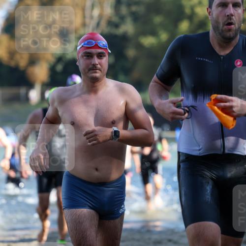 08.09.2024 - Stadtparktriathlon Michael Strokosch http://msf.ph/oto/7029394 08.09.2024 10:32:25 Schwimmen 368, 372, 375, 389, 394, 403, 407, 421, 425, 438, 447 meine-sportfotos.de