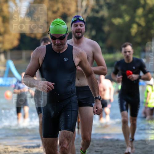 08.09.2024 - Stadtparktriathlon Michael Strokosch http://msf.ph/oto/7029406 08.09.2024 10:32:28 Schwimmen 372, 375, 389, 403, 407, 418, 421, 425, 438, 447, 459 meine-sportfotos.de