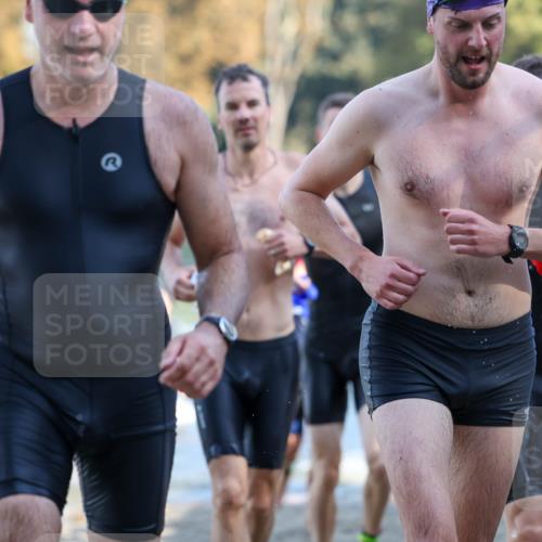 08.09.2024 - Stadtparktriathlon Michael Strokosch http://msf.ph/oto/7029421 08.09.2024 10:32:29 Schwimmen 372, 375, 389, 403, 407, 418, 421, 425, 438, 447, 459 meine-sportfotos.de