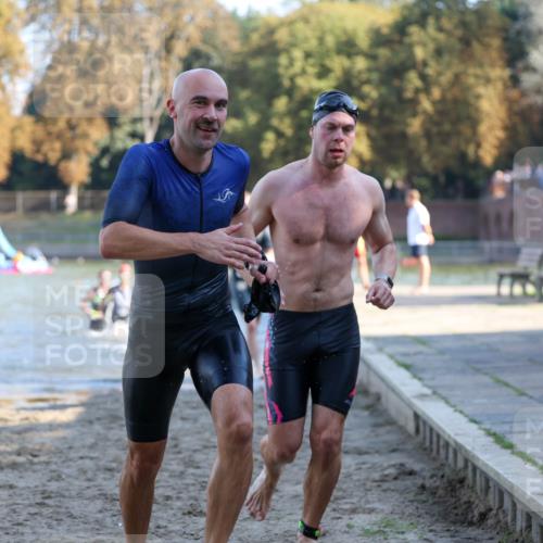 08.09.2024 - Stadtparktriathlon Michael Strokosch http://msf.ph/oto/7029443 08.09.2024 10:32:34 Schwimmen 375, 390, 403, 418, 421, 438, 459 meine-sportfotos.de