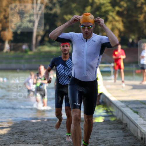 08.09.2024 - Stadtparktriathlon Michael Strokosch http://msf.ph/oto/7029473 08.09.2024 10:32:40 Schwimmen 382, 390, 396, 403, 418, 459 meine-sportfotos.de