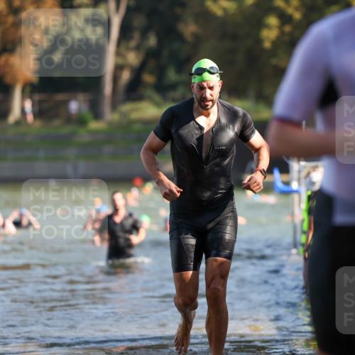 08.09.2024 - Stadtparktriathlon Michael Strokosch http://msf.ph/oto/7029554 08.09.2024 10:32:50 Schwimmen 382, 396, 428 meine-sportfotos.de