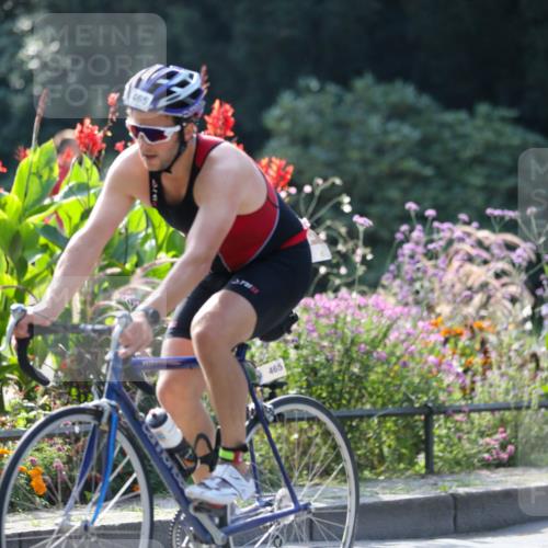 08.09.2024 - Stadtparktriathlon Zöllner http://msf.ph/oto/7029584 08.09.2024 11:10:11 Radfahren 406, 411, 432, 439, 465, 468, 536 meine-sportfotos.de