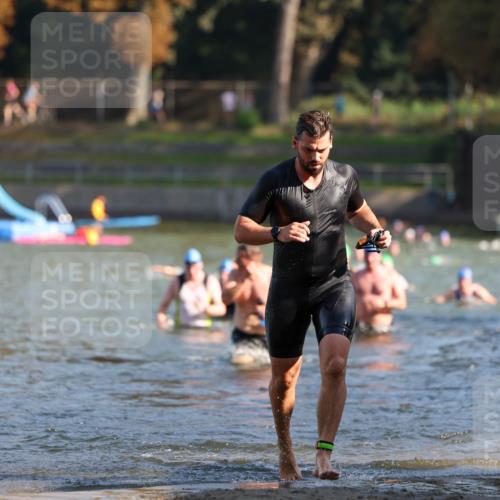 08.09.2024 - Stadtparktriathlon Michael Strokosch http://msf.ph/oto/7029587 08.09.2024 10:32:59 Schwimmen 381, 401, 416, 428, 455 meine-sportfotos.de