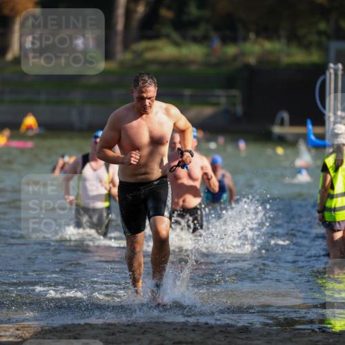 08.09.2024 - Stadtparktriathlon Michael Strokosch http://msf.ph/oto/7029594 08.09.2024 10:33:05 Schwimmen 371, 381, 401, 416, 436, 455 meine-sportfotos.de