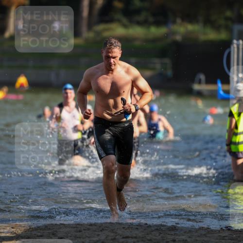 08.09.2024 - Stadtparktriathlon Michael Strokosch http://msf.ph/oto/7029602 08.09.2024 10:33:05 Schwimmen 371, 381, 401, 416, 436, 455 meine-sportfotos.de