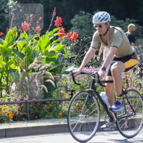 08.09.2024 - Stadtparktriathlon Zöllner http://msf.ph/oto/7029614 08.09.2024 11:10:19 Radfahren 439, 536 meine-sportfotos.de