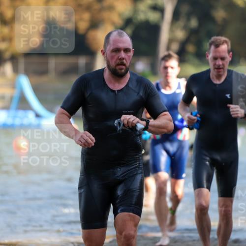 08.09.2024 - Stadtparktriathlon Michael Strokosch http://msf.ph/oto/7029658 08.09.2024 10:33:18 Schwimmen 384, 405, 434, 436, 450 meine-sportfotos.de