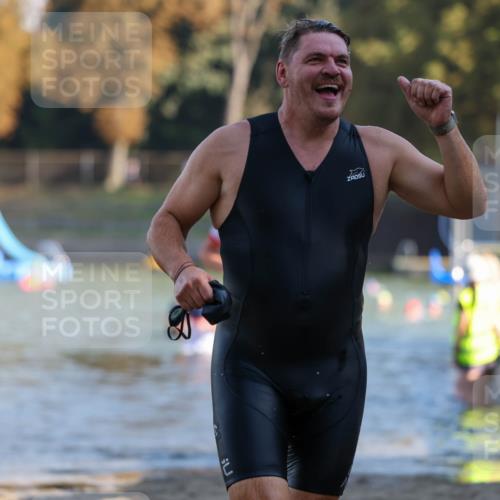 08.09.2024 - Stadtparktriathlon Michael Strokosch http://msf.ph/oto/7029688 08.09.2024 10:33:23 Schwimmen 405, 434, 450 meine-sportfotos.de