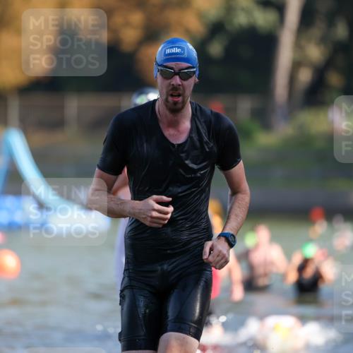 08.09.2024 - Stadtparktriathlon Michael Strokosch http://msf.ph/oto/7029728 08.09.2024 10:33:37 Schwimmen 392, 395, 402, 413, 419 meine-sportfotos.de