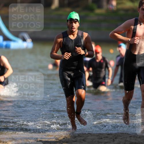 08.09.2024 - Stadtparktriathlon Michael Strokosch http://msf.ph/oto/7029786 08.09.2024 10:33:50 Schwimmen 369, 380, 392, 417, 426, 432 meine-sportfotos.de