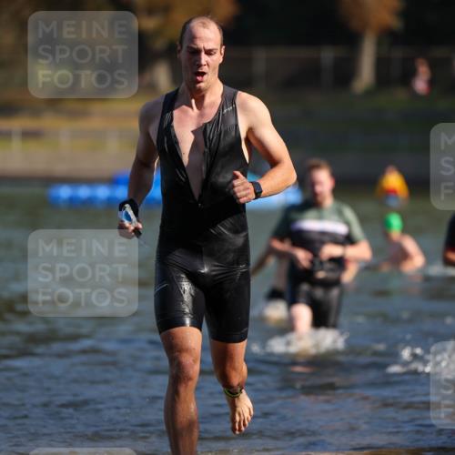 08.09.2024 - Stadtparktriathlon Michael Strokosch http://msf.ph/oto/7029819 08.09.2024 10:33:56 Schwimmen 369, 380, 404, 417, 432, 439, 454 meine-sportfotos.de