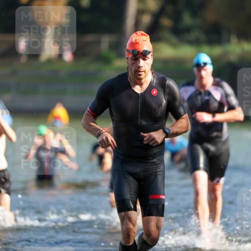 08.09.2024 - Stadtparktriathlon Michael Strokosch http://msf.ph/oto/7029842 08.09.2024 10:34:01 Schwimmen 369, 404, 432, 439, 454 meine-sportfotos.de