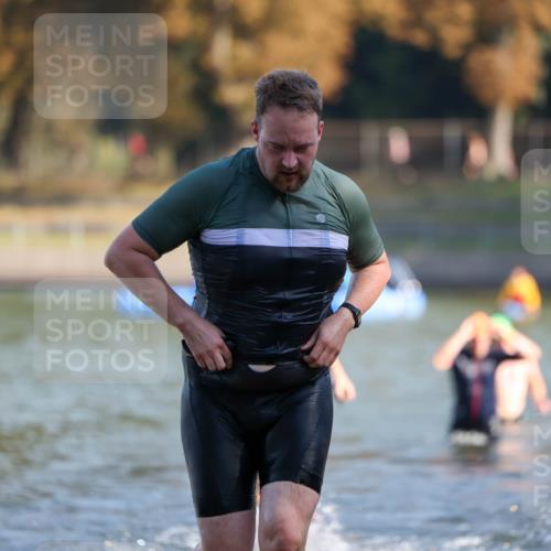 08.09.2024 - Stadtparktriathlon Michael Strokosch http://msf.ph/oto/7029850 08.09.2024 10:34:02 Schwimmen 367, 369, 404, 410, 432, 439, 454 meine-sportfotos.de