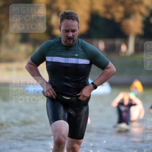 08.09.2024 - Stadtparktriathlon Michael Strokosch http://msf.ph/oto/7029851 08.09.2024 10:34:02 Schwimmen 367, 369, 404, 410, 432, 439, 454 meine-sportfotos.de