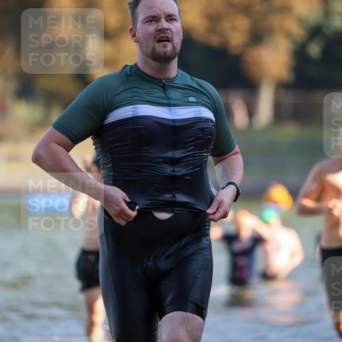 08.09.2024 - Stadtparktriathlon Michael Strokosch http://msf.ph/oto/7029858 08.09.2024 10:34:03 Schwimmen 367, 369, 404, 410, 432, 439, 454 meine-sportfotos.de