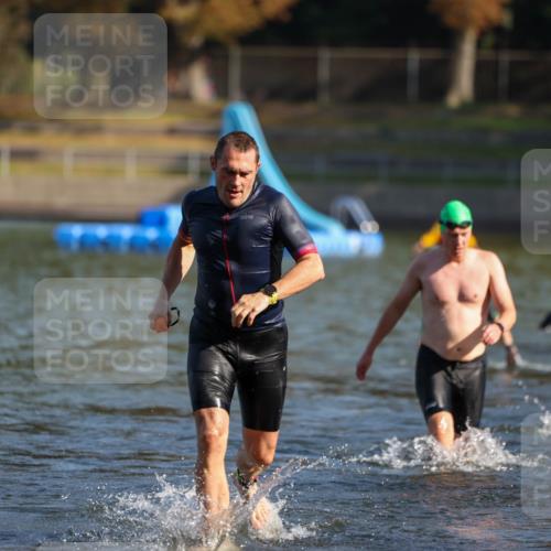 08.09.2024 - Stadtparktriathlon Michael Strokosch http://msf.ph/oto/7029885 08.09.2024 10:34:12 Schwimmen 367, 376, 410, 422, 444, 446 meine-sportfotos.de