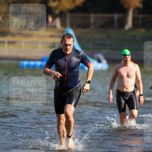 08.09.2024 - Stadtparktriathlon Michael Strokosch http://msf.ph/oto/7029889 08.09.2024 10:34:12 Schwimmen 367, 376, 410, 422, 444, 446 meine-sportfotos.de