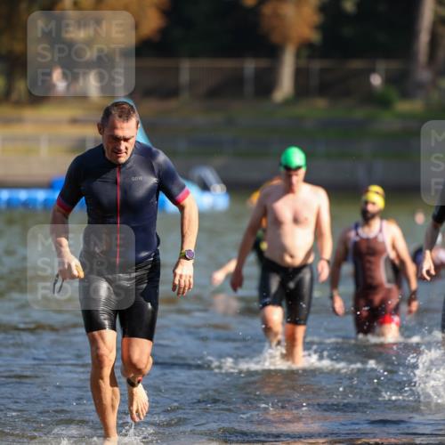 08.09.2024 - Stadtparktriathlon Michael Strokosch http://msf.ph/oto/7029896 08.09.2024 10:34:13 Schwimmen 367, 376, 410, 422, 444, 446 meine-sportfotos.de