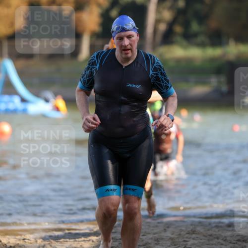 08.09.2024 - Stadtparktriathlon Michael Strokosch http://msf.ph/oto/7029959 08.09.2024 10:34:26 Schwimmen 366, 376, 393, 399, 422 meine-sportfotos.de