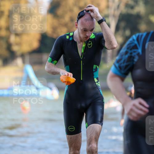 08.09.2024 - Stadtparktriathlon Michael Strokosch http://msf.ph/oto/7029971 08.09.2024 10:34:28 Schwimmen 366, 376, 393, 399 meine-sportfotos.de