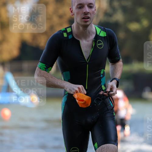 08.09.2024 - Stadtparktriathlon Michael Strokosch http://msf.ph/oto/7029977 08.09.2024 10:34:28 Schwimmen 366, 376, 393, 399 meine-sportfotos.de