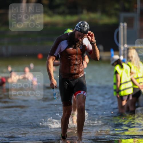 08.09.2024 - Stadtparktriathlon Michael Strokosch http://msf.ph/oto/7029991 08.09.2024 10:34:31 Schwimmen 393, 399 meine-sportfotos.de