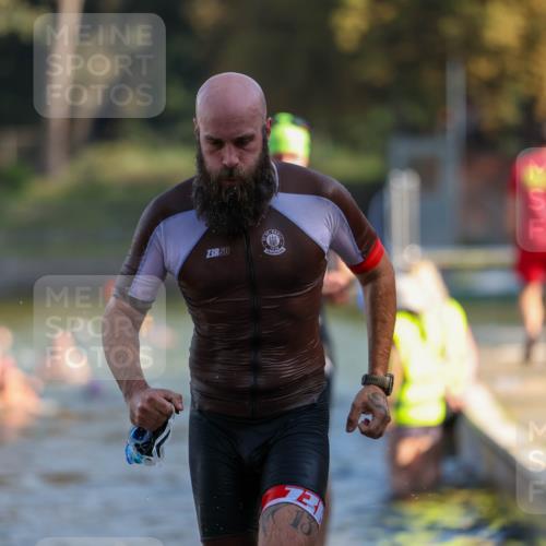 08.09.2024 - Stadtparktriathlon Michael Strokosch http://msf.ph/oto/7030012 08.09.2024 10:34:33 Schwimmen 393, 399 meine-sportfotos.de