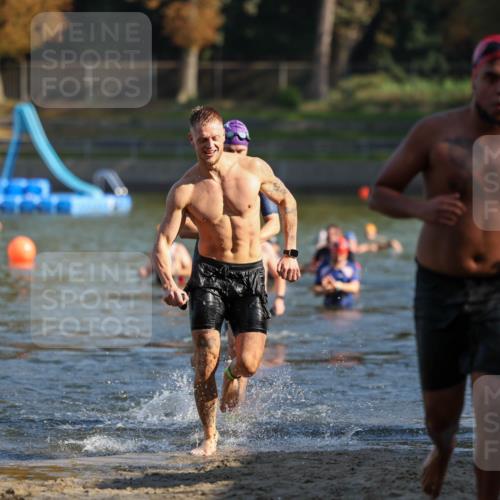08.09.2024 - Stadtparktriathlon Michael Strokosch http://msf.ph/oto/7030048 08.09.2024 10:34:51 Schwimmen 383, 400, 406, 445 meine-sportfotos.de
