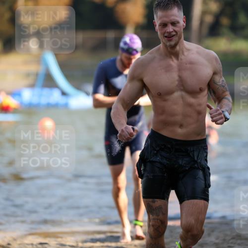 08.09.2024 - Stadtparktriathlon Michael Strokosch http://msf.ph/oto/7030064 08.09.2024 10:34:53 Schwimmen 383, 400, 406, 442, 445 meine-sportfotos.de