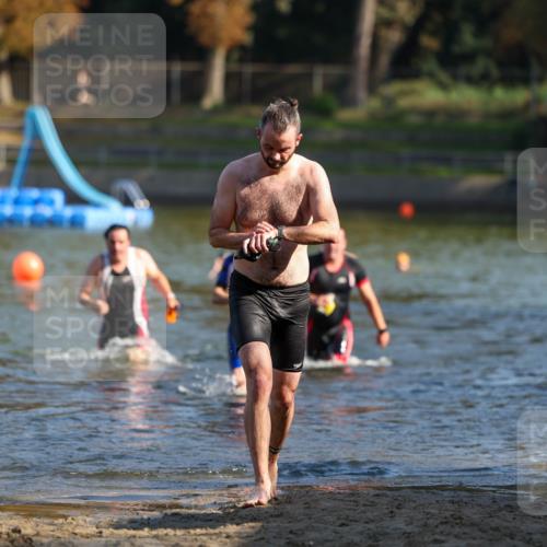 08.09.2024 - Stadtparktriathlon Michael Strokosch http://msf.ph/oto/7030082 08.09.2024 10:34:59 Schwimmen 383, 411, 429, 442, 460 meine-sportfotos.de