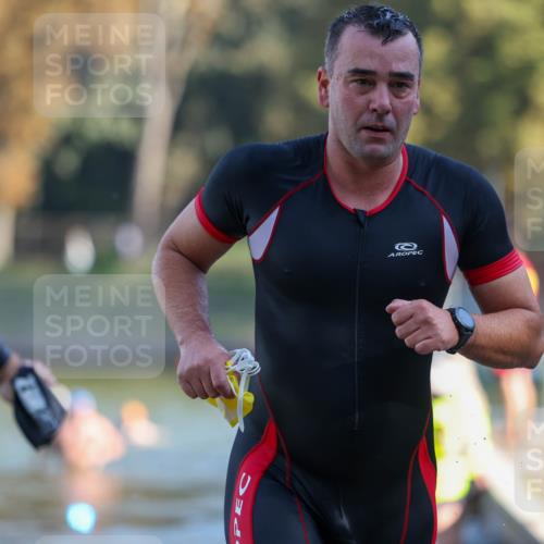 08.09.2024 - Stadtparktriathlon Michael Strokosch http://msf.ph/oto/7030127 08.09.2024 10:35:10 Schwimmen 411, 429, 460 meine-sportfotos.de