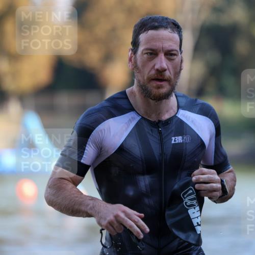 08.09.2024 - Stadtparktriathlon Michael Strokosch http://msf.ph/oto/7030133 08.09.2024 10:35:11 Schwimmen 411, 429 meine-sportfotos.de
