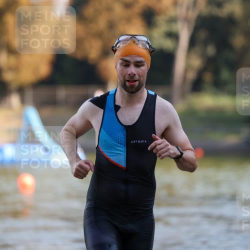 08.09.2024 - Stadtparktriathlon Michael Strokosch http://msf.ph/oto/7030192 08.09.2024 10:35:35 Schwimmen 458 meine-sportfotos.de