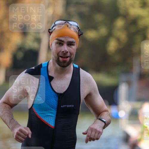 08.09.2024 - Stadtparktriathlon Michael Strokosch http://msf.ph/oto/7030196 08.09.2024 10:35:35 Schwimmen 458 meine-sportfotos.de