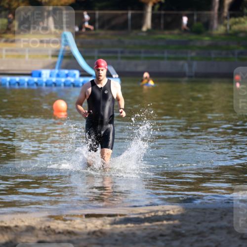 08.09.2024 - Stadtparktriathlon Michael Strokosch http://msf.ph/oto/7030216 08.09.2024 10:38:57 Schwimmen 462 meine-sportfotos.de