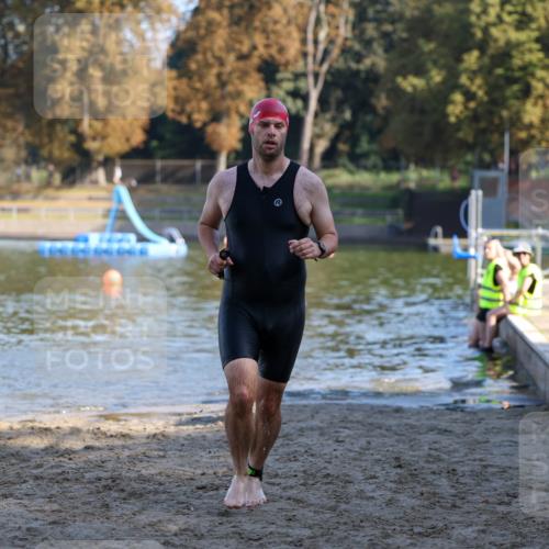 08.09.2024 - Stadtparktriathlon Michael Strokosch http://msf.ph/oto/7030235 08.09.2024 10:39:02 Schwimmen 462 meine-sportfotos.de