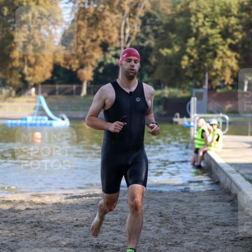 08.09.2024 - Stadtparktriathlon Michael Strokosch http://msf.ph/oto/7030237 08.09.2024 10:39:03 Schwimmen 462 meine-sportfotos.de