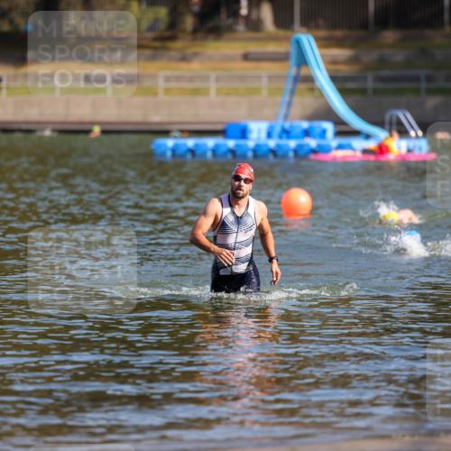 08.09.2024 - Stadtparktriathlon Michael Strokosch http://msf.ph/oto/7030244 08.09.2024 10:49:38 Schwimmen 558 meine-sportfotos.de