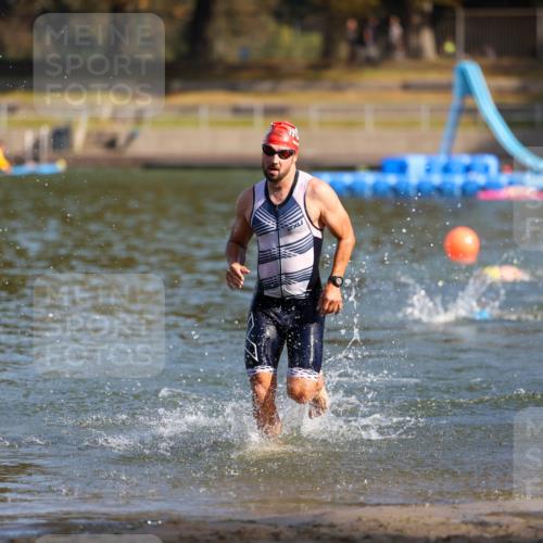 08.09.2024 - Stadtparktriathlon Michael Strokosch http://msf.ph/oto/7030258 08.09.2024 10:49:43 Schwimmen 549, 558 meine-sportfotos.de