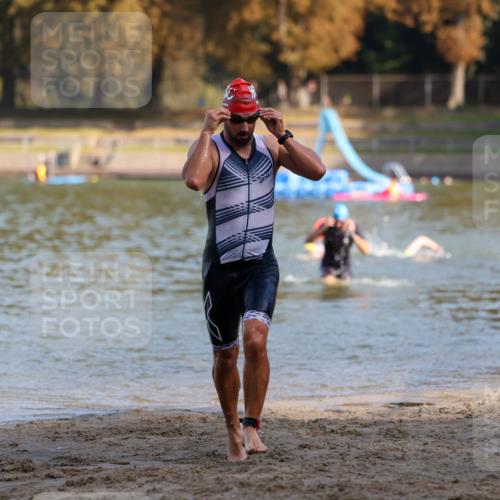 08.09.2024 - Stadtparktriathlon Michael Strokosch http://msf.ph/oto/7030266 08.09.2024 10:49:45 Schwimmen 549, 558 meine-sportfotos.de