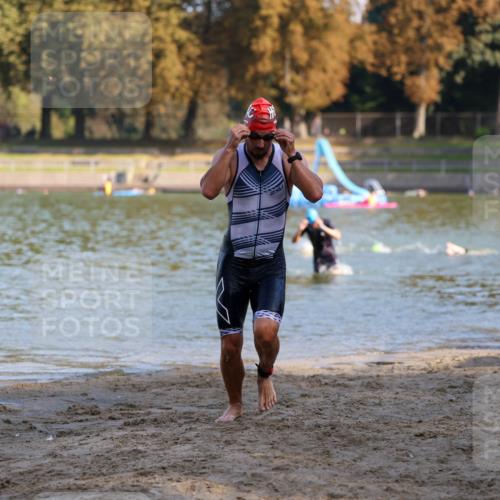 08.09.2024 - Stadtparktriathlon Michael Strokosch http://msf.ph/oto/7030268 08.09.2024 10:49:45 Schwimmen 549, 558 meine-sportfotos.de