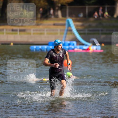 08.09.2024 - Stadtparktriathlon Michael Strokosch http://msf.ph/oto/7030283 08.09.2024 10:49:50 Schwimmen 536, 549, 551 meine-sportfotos.de