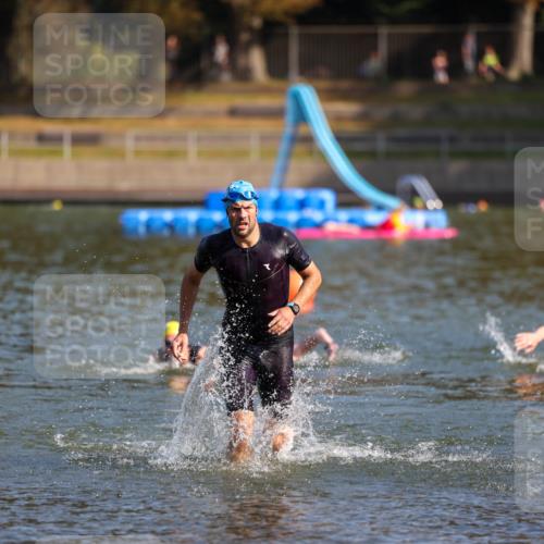 08.09.2024 - Stadtparktriathlon Michael Strokosch http://msf.ph/oto/7030287 08.09.2024 10:49:51 Schwimmen 471, 536, 549, 551 meine-sportfotos.de