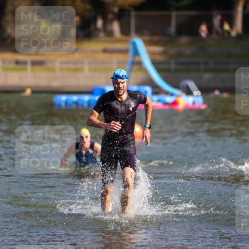 08.09.2024 - Stadtparktriathlon Michael Strokosch http://msf.ph/oto/7030290 08.09.2024 10:49:51 Schwimmen 471, 536, 549, 551 meine-sportfotos.de