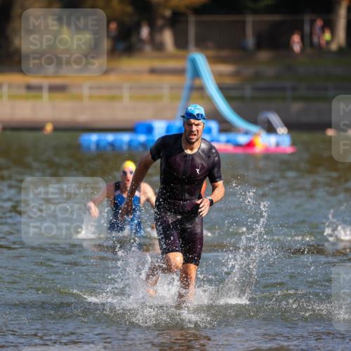 08.09.2024 - Stadtparktriathlon Michael Strokosch http://msf.ph/oto/7030293 08.09.2024 10:49:51 Schwimmen 471, 536, 549, 551 meine-sportfotos.de