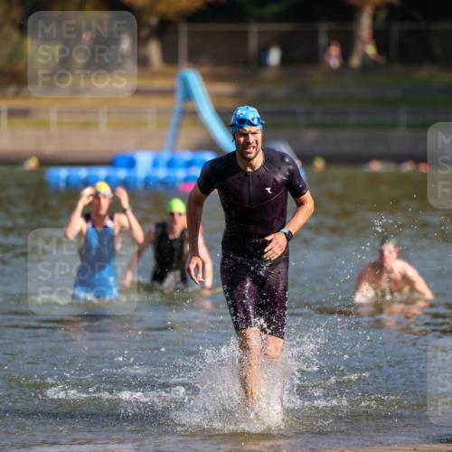 08.09.2024 - Stadtparktriathlon Michael Strokosch http://msf.ph/oto/7030301 08.09.2024 10:49:52 Schwimmen 471, 536, 549, 551 meine-sportfotos.de