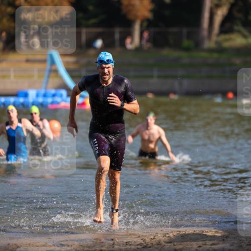08.09.2024 - Stadtparktriathlon Michael Strokosch http://msf.ph/oto/7030305 08.09.2024 10:49:53 Schwimmen 471, 536, 549, 551 meine-sportfotos.de
