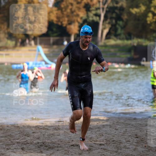 08.09.2024 - Stadtparktriathlon Michael Strokosch http://msf.ph/oto/7030321 08.09.2024 10:49:55 Schwimmen 471, 536, 549, 551 meine-sportfotos.de