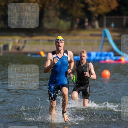 08.09.2024 - Stadtparktriathlon Michael Strokosch http://msf.ph/oto/7030336 08.09.2024 10:49:59 Schwimmen 471, 536, 551 meine-sportfotos.de